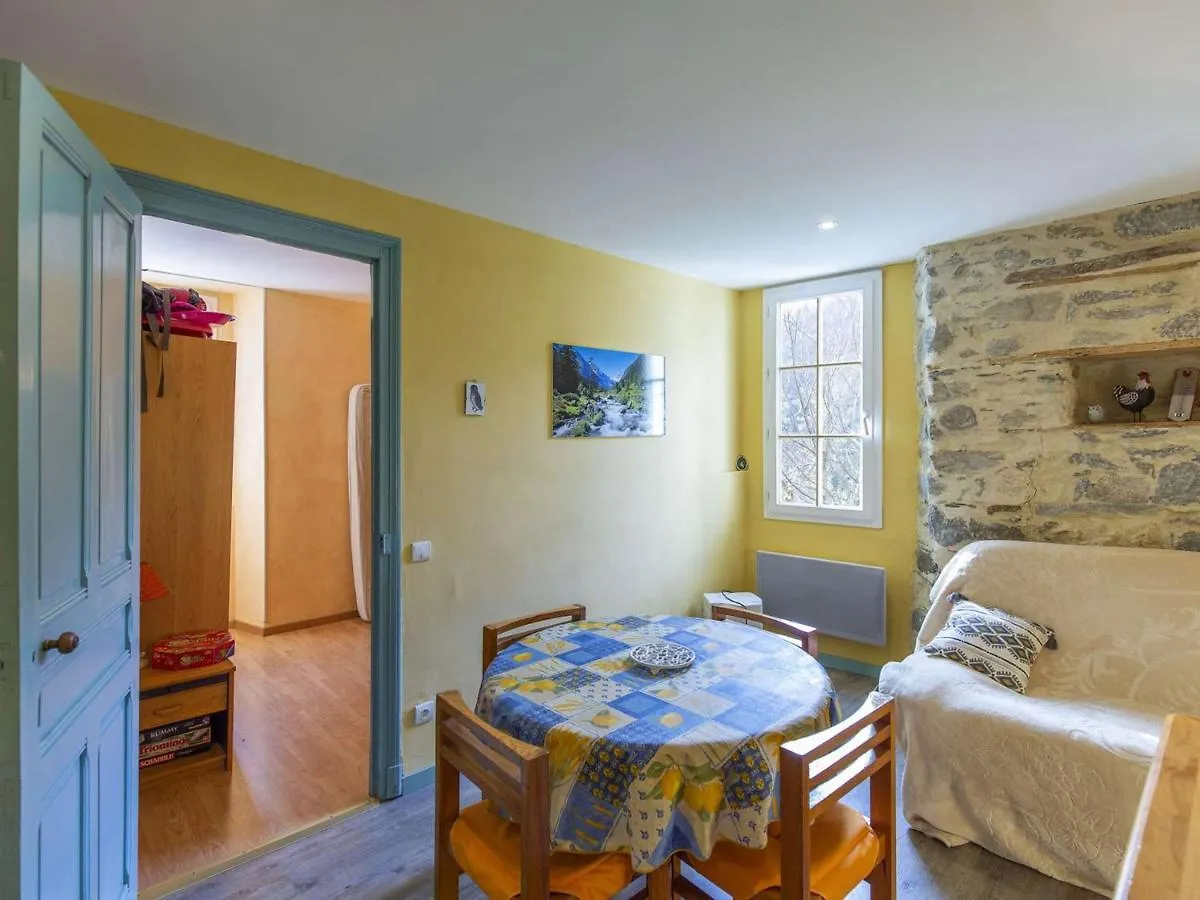 Apartment Sejour Calme A Cauterets : Appartement T3, 4-6 Pers, Proche Navette, Commerces Et Telecabine - Fr-1-401-248